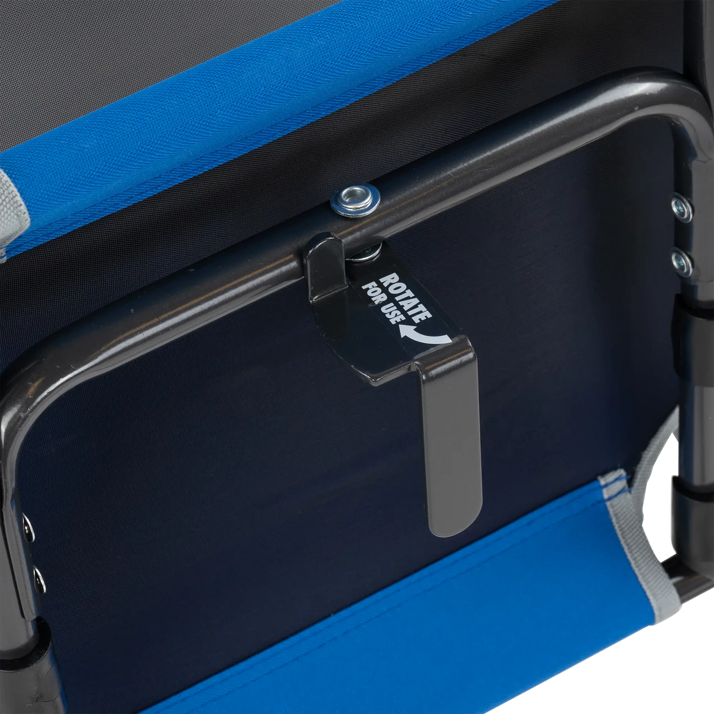 Big Comfort Stadium Chair™ with Armrests - Clean Bundle