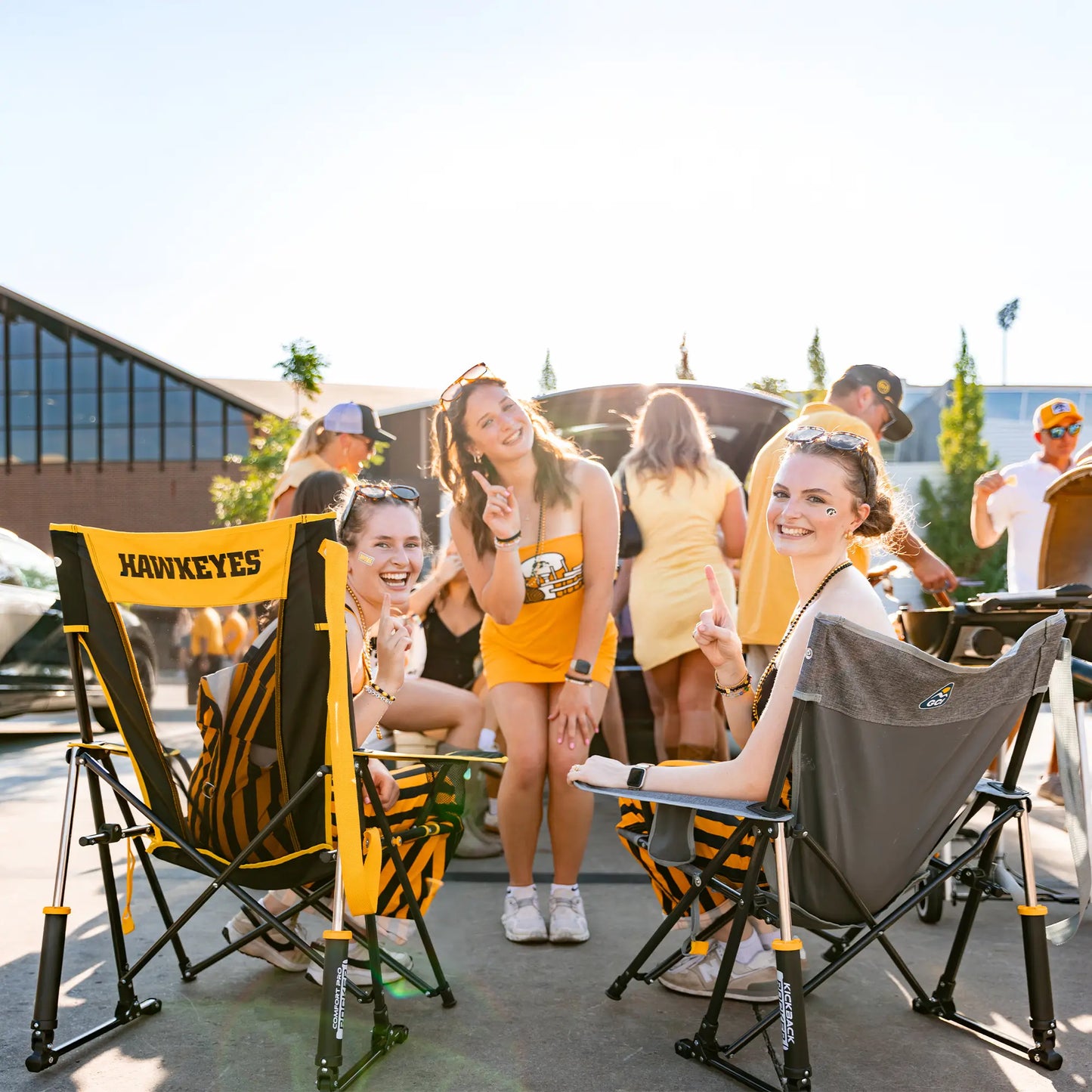 College Comfort Pro Rocker™ - Iowa Hawkeyes - Ready Routine